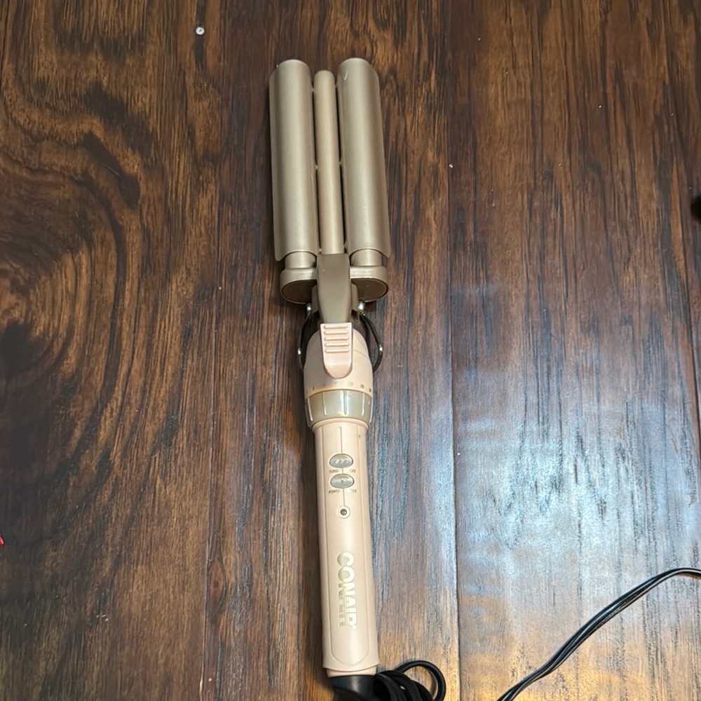 Conair Gold Hair Waver